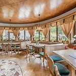 Hotel Schroll