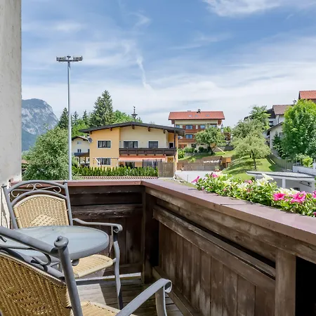 Schroll ホテル 3*