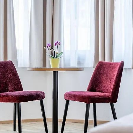 Schroll Hotel 3*