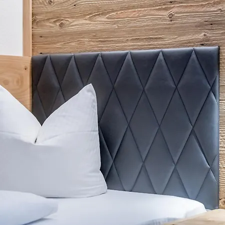 Schroll Hotel 3*