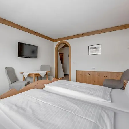 Schroll 基希比希尔