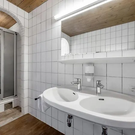 酒店 Schroll 基希比希尔