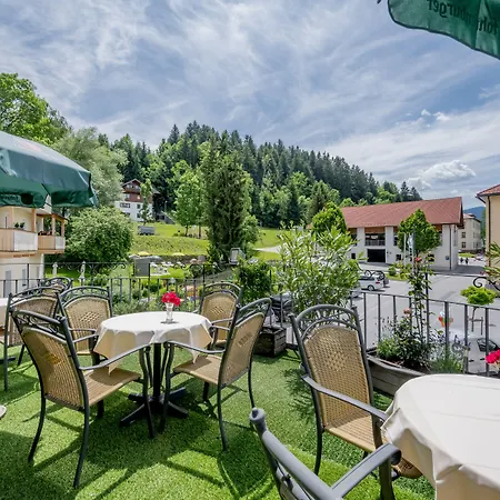 酒店 Schroll 基希比希尔